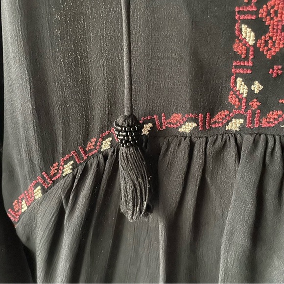 Noa Noa Boho Tassel Front Tie Blouse Top Black Red Embroidered Size 36 Small - Picture 7 of 8